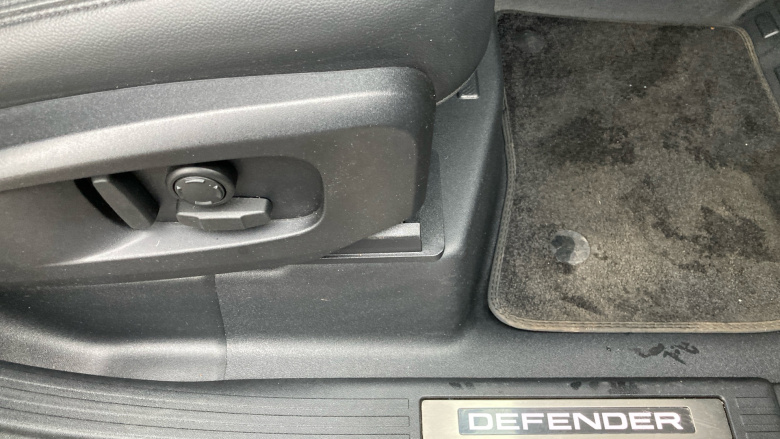 Land Rover Defender 3.0 D250 XS Edition 110 5dr Auto Diesel Estate